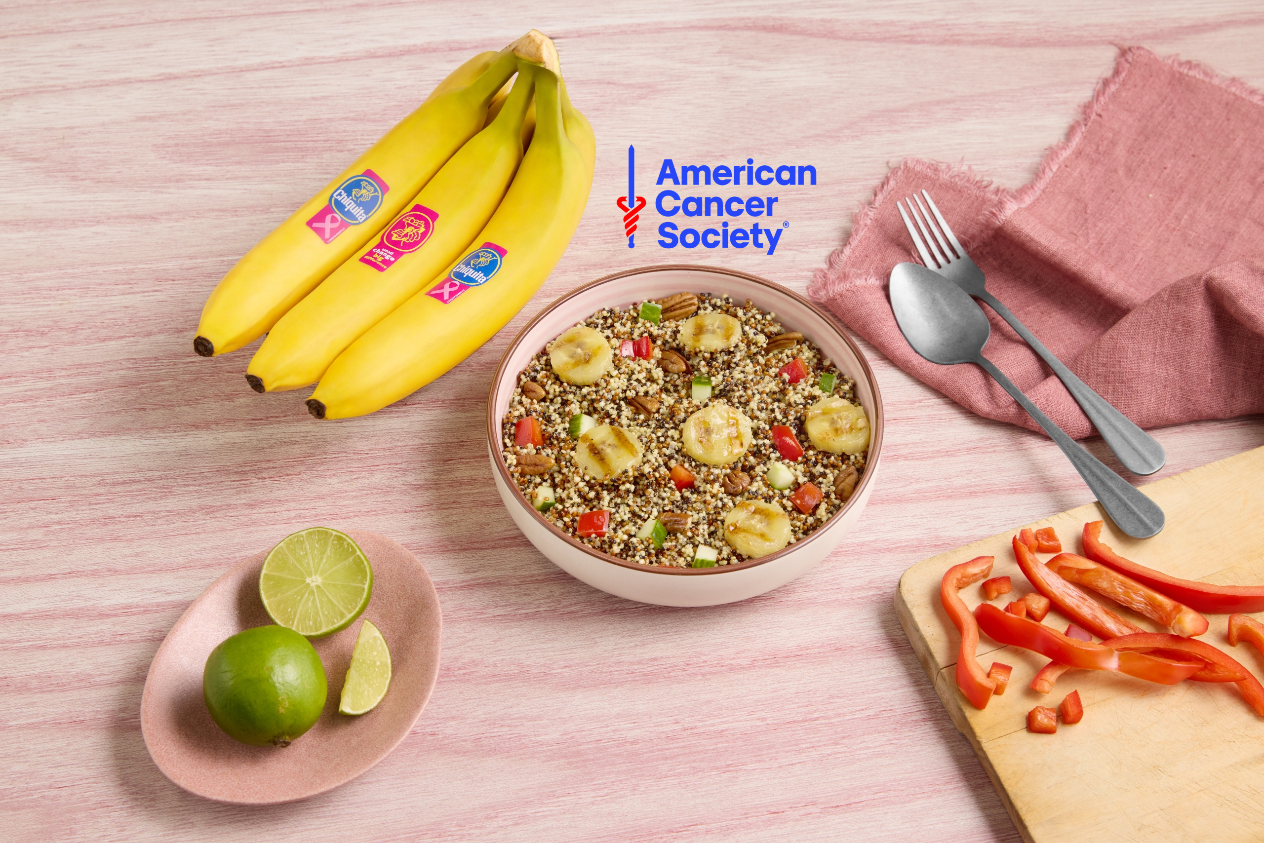 Ensalada de quinoa con bananas Chiquita asadas